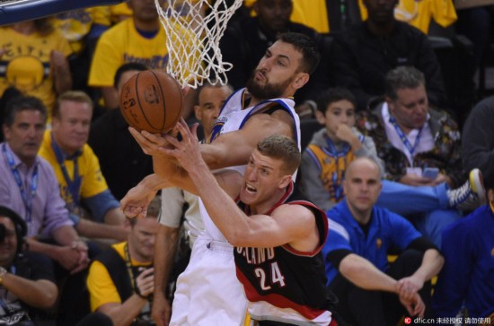 使他在场上 使他在场上