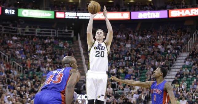 甲赛场增添 甲赛场增添