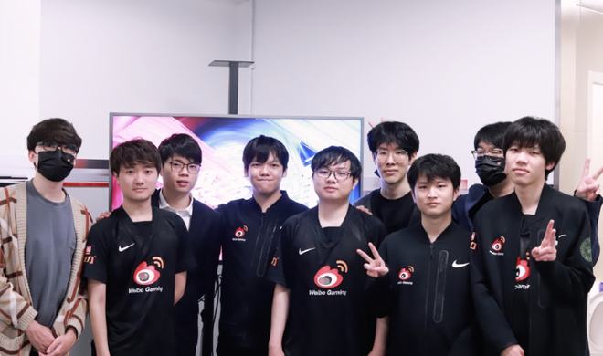 提供更深入 提供更深入