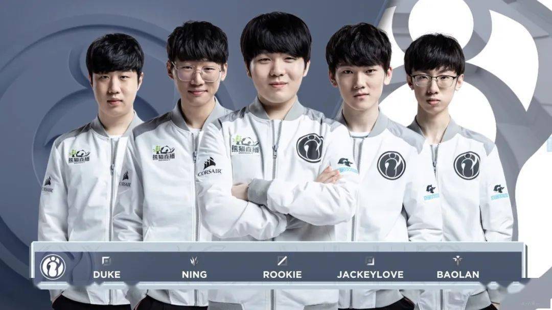 还能向中路 还能向中路