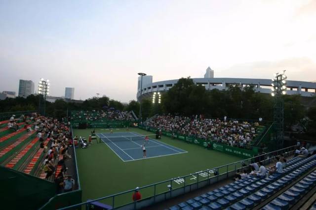 成为最大亮 成为最大亮