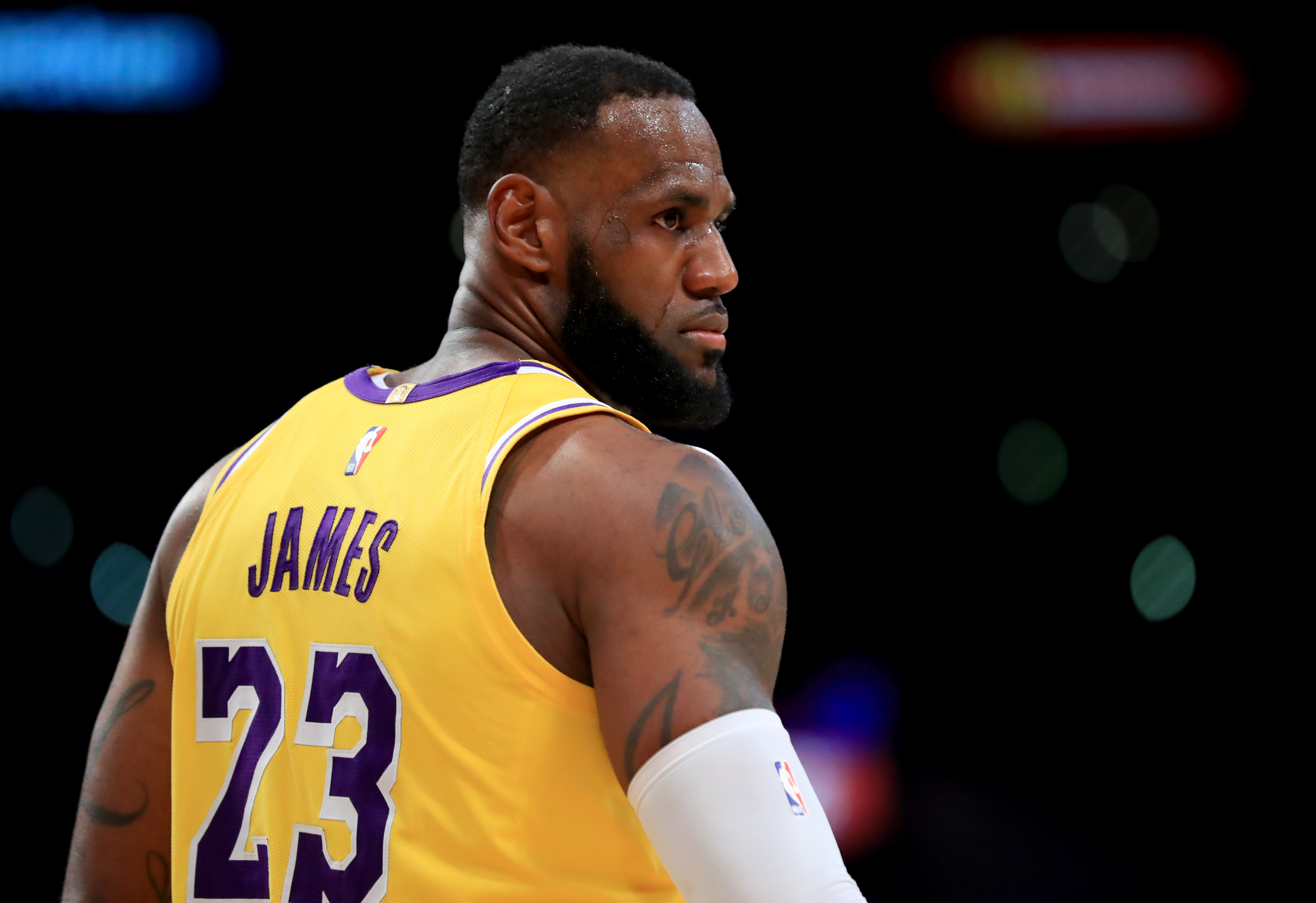 里得到回响 里得到回响